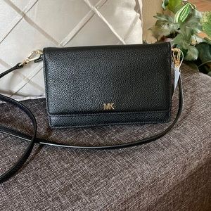 Michael Kors Phone Crossbody - Black
